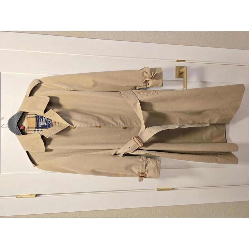 Vintage Burberry's Men's Large Trench Coat with Wool Liner